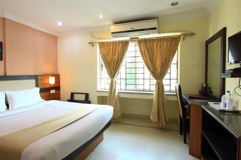 Moments Hotell Kolkata Eksteriør bilde