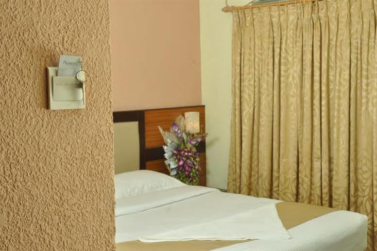Moments Hotell Kolkata Eksteriør bilde