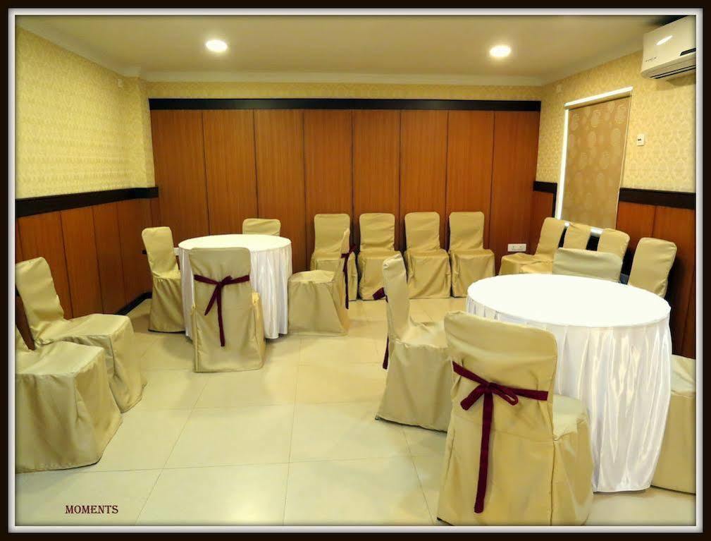 Moments Hotell Kolkata Eksteriør bilde
