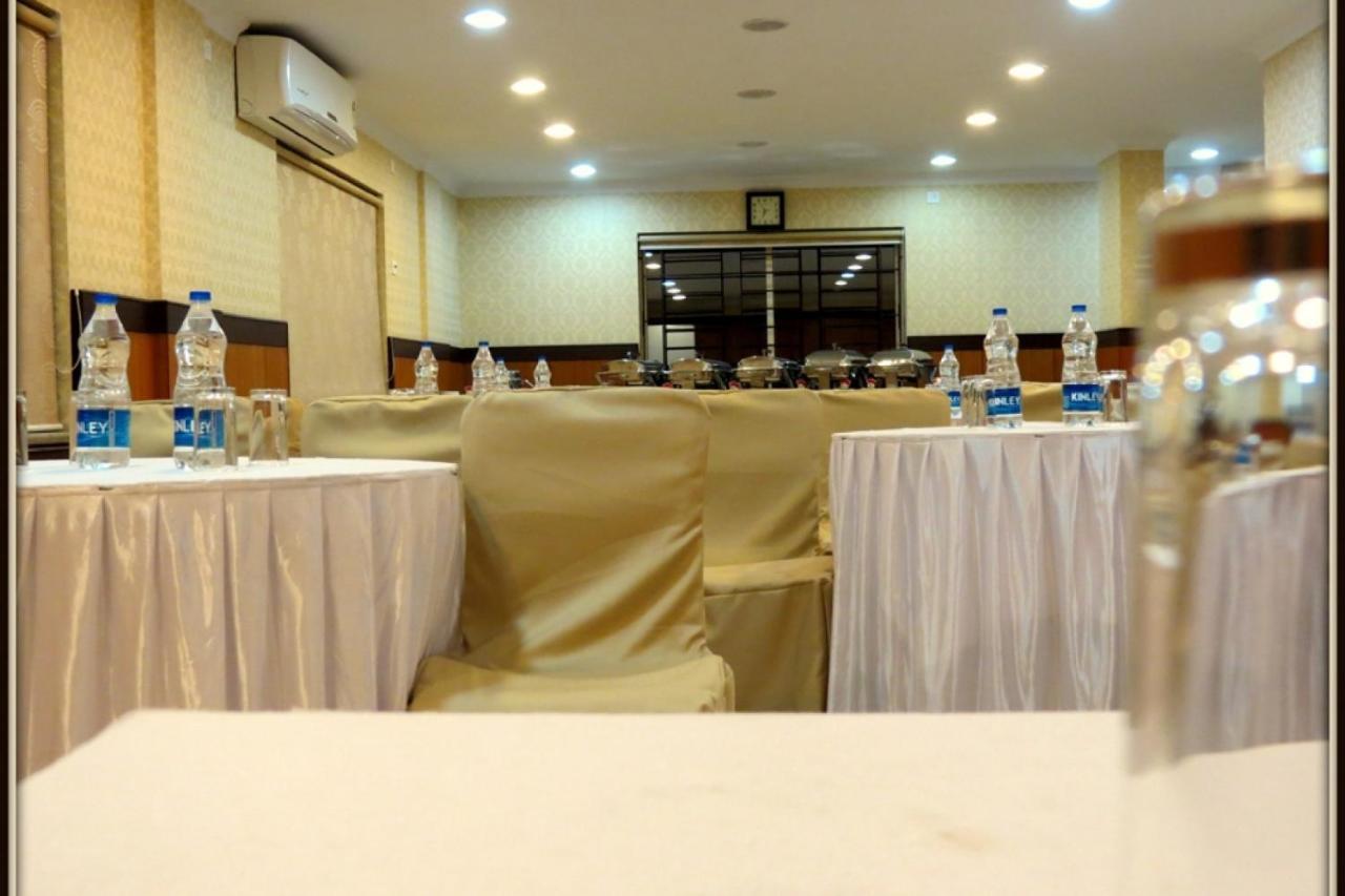 Moments Hotell Kolkata Eksteriør bilde